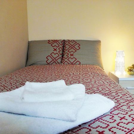 Apartamentos Decada Málaga Zimmer foto